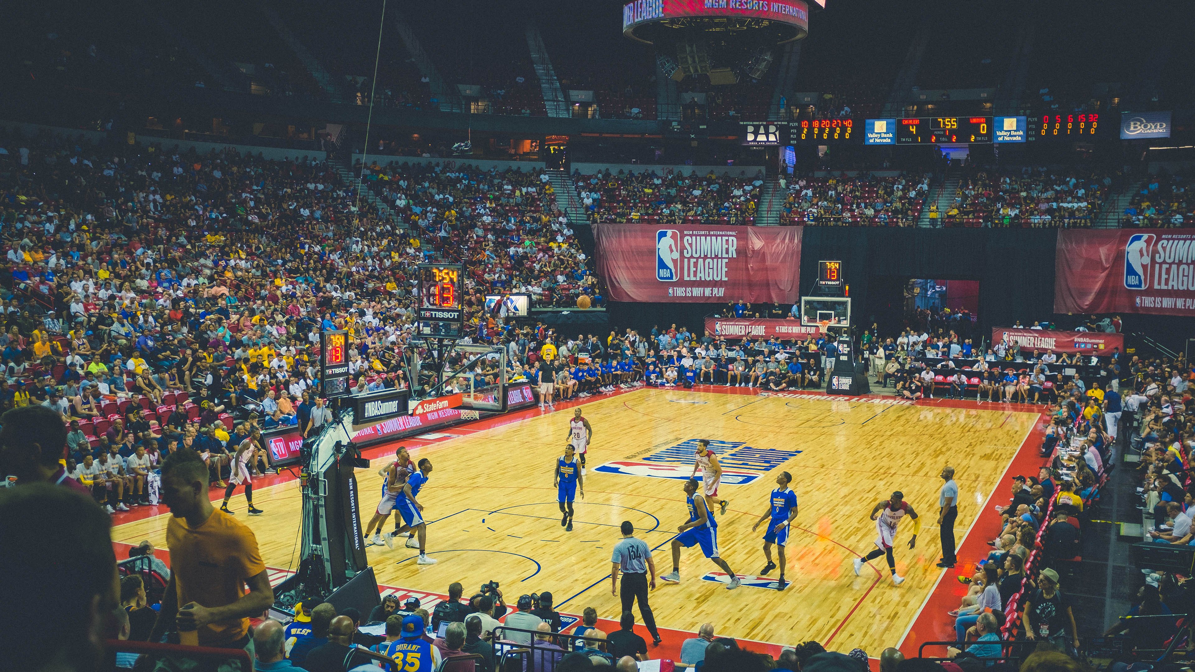 西甲史诗盛宴：破门、过人、扑救统统精彩绝伦，西甲门将扑救成功率